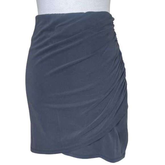 Express Women's Black/Gray Faux Silk Wrap Mini Skirt Sz Large Party Date Brunch - Picture 1 of 7